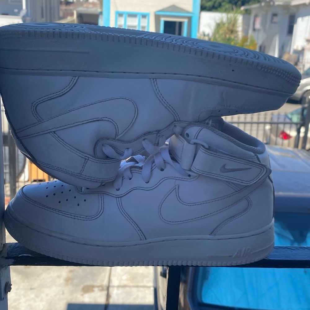 Nike air force 1 size 8.5 used - Picture 6 of 6